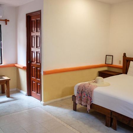 Hotel Vista Caribe 5Ta Av A 5 Pasos De La Playa Playa del Carmen Esterno foto
