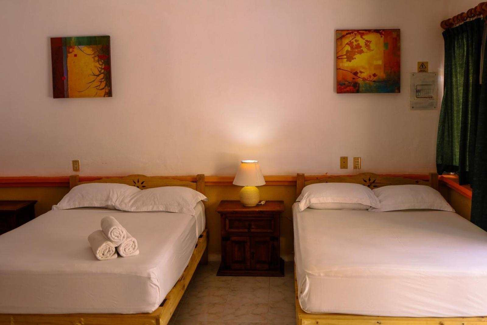 Hotel Vista Caribe 5Ta Av A 5 Pasos De La Playa Playa del Carmen Esterno foto