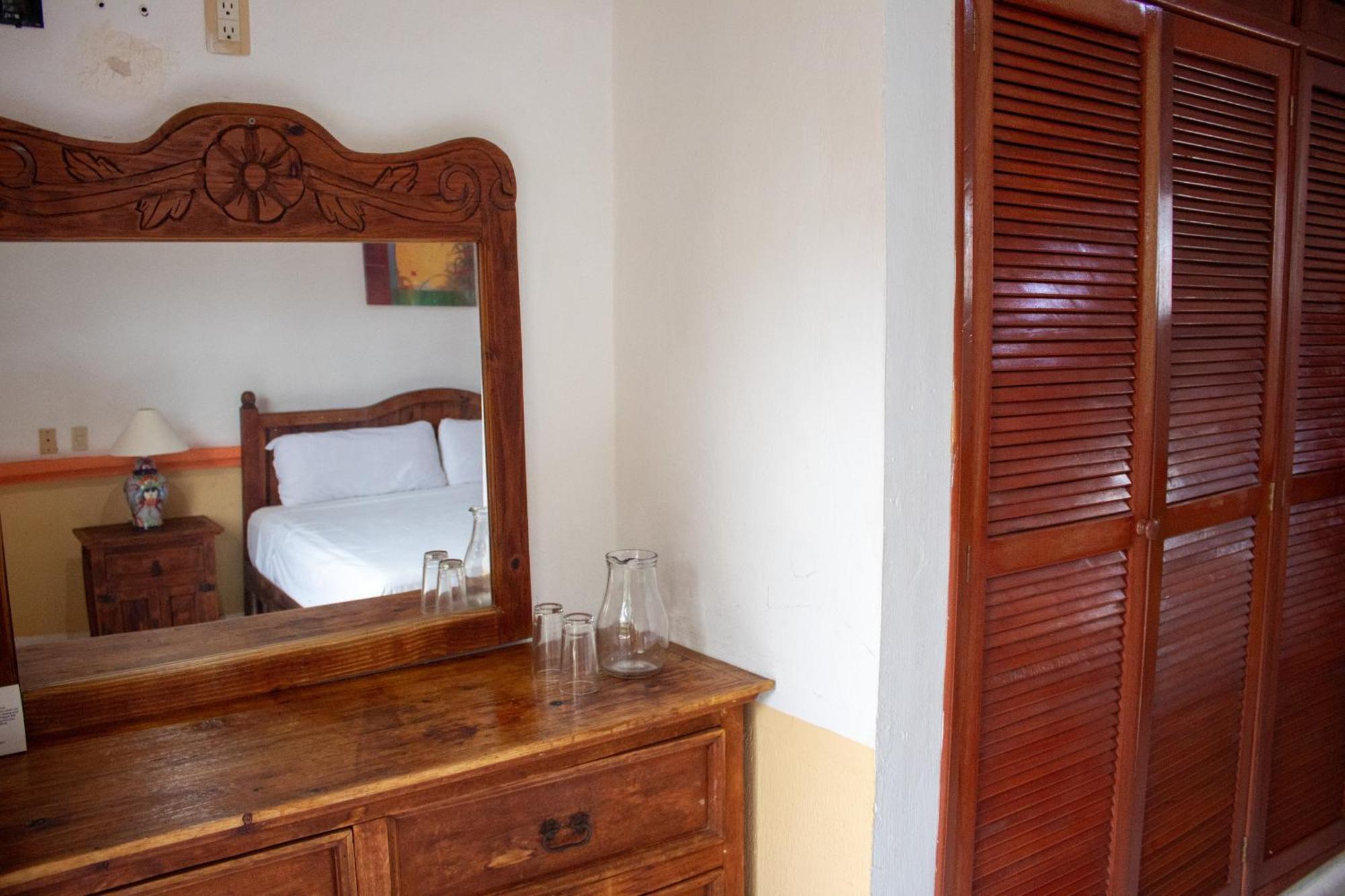 Hotel Vista Caribe 5Ta Av A 5 Pasos De La Playa Playa del Carmen Esterno foto