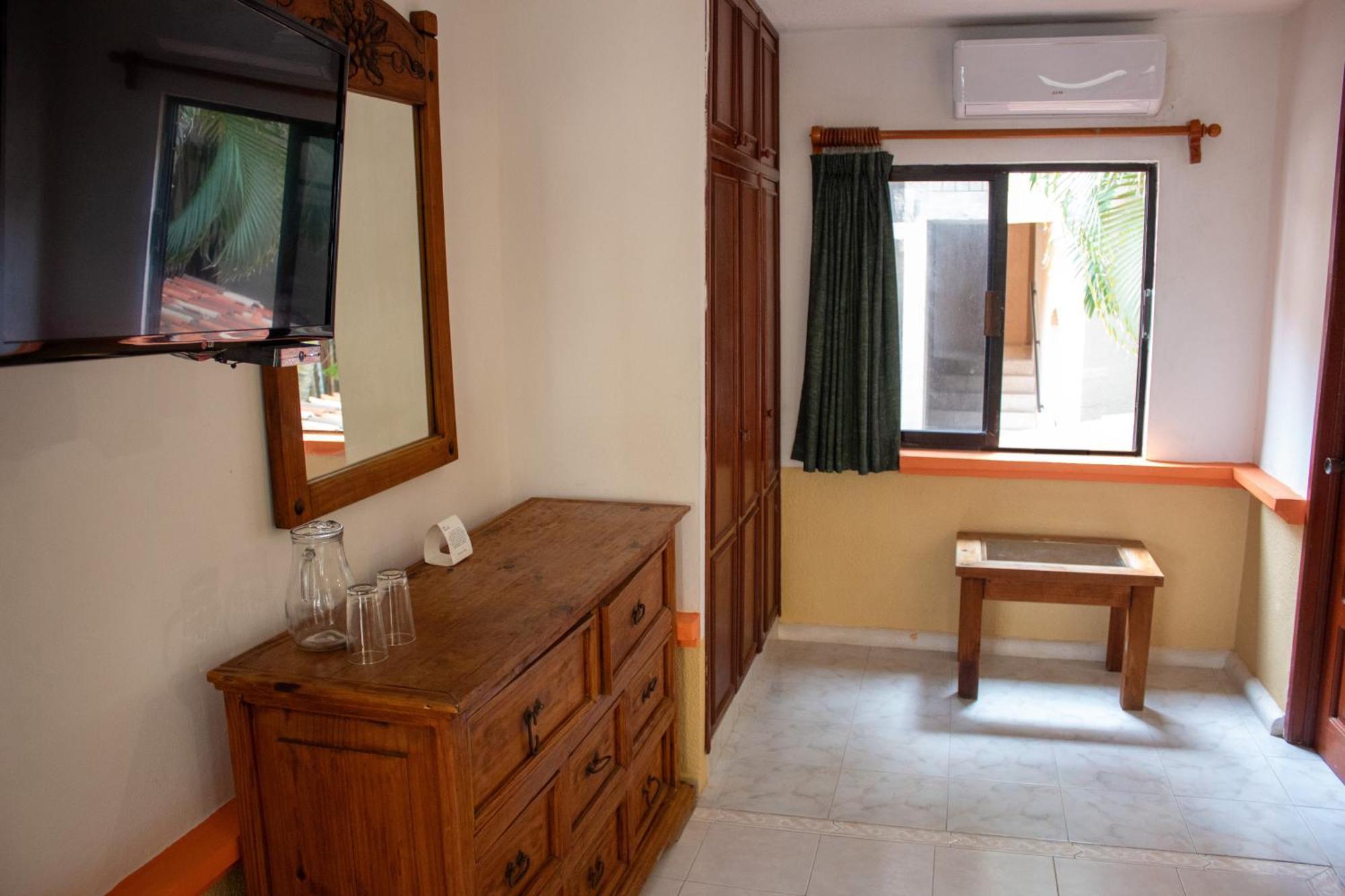Hotel Vista Caribe 5Ta Av A 5 Pasos De La Playa Playa del Carmen Esterno foto
