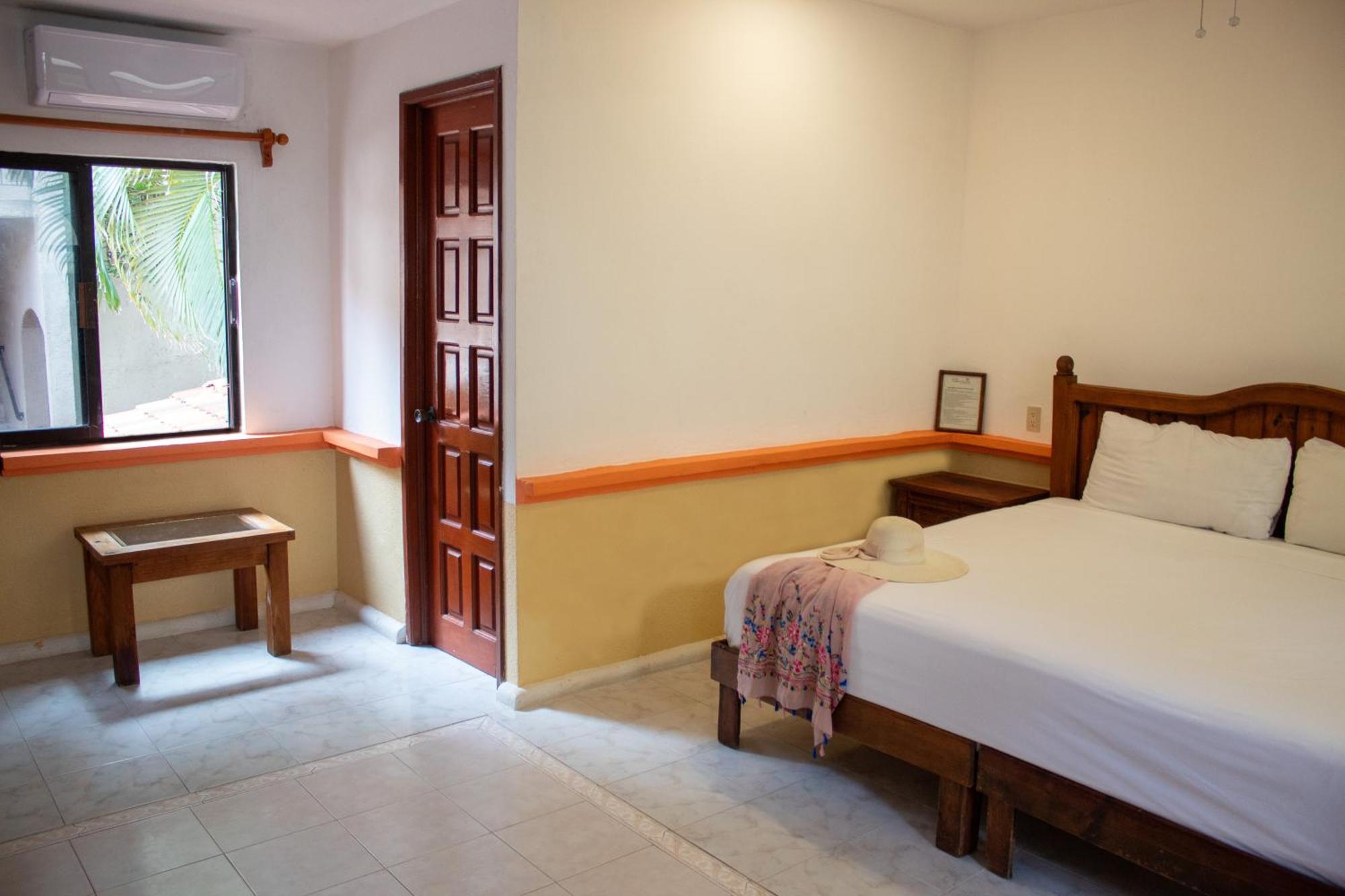Hotel Vista Caribe 5Ta Av A 5 Pasos De La Playa Playa del Carmen Esterno foto