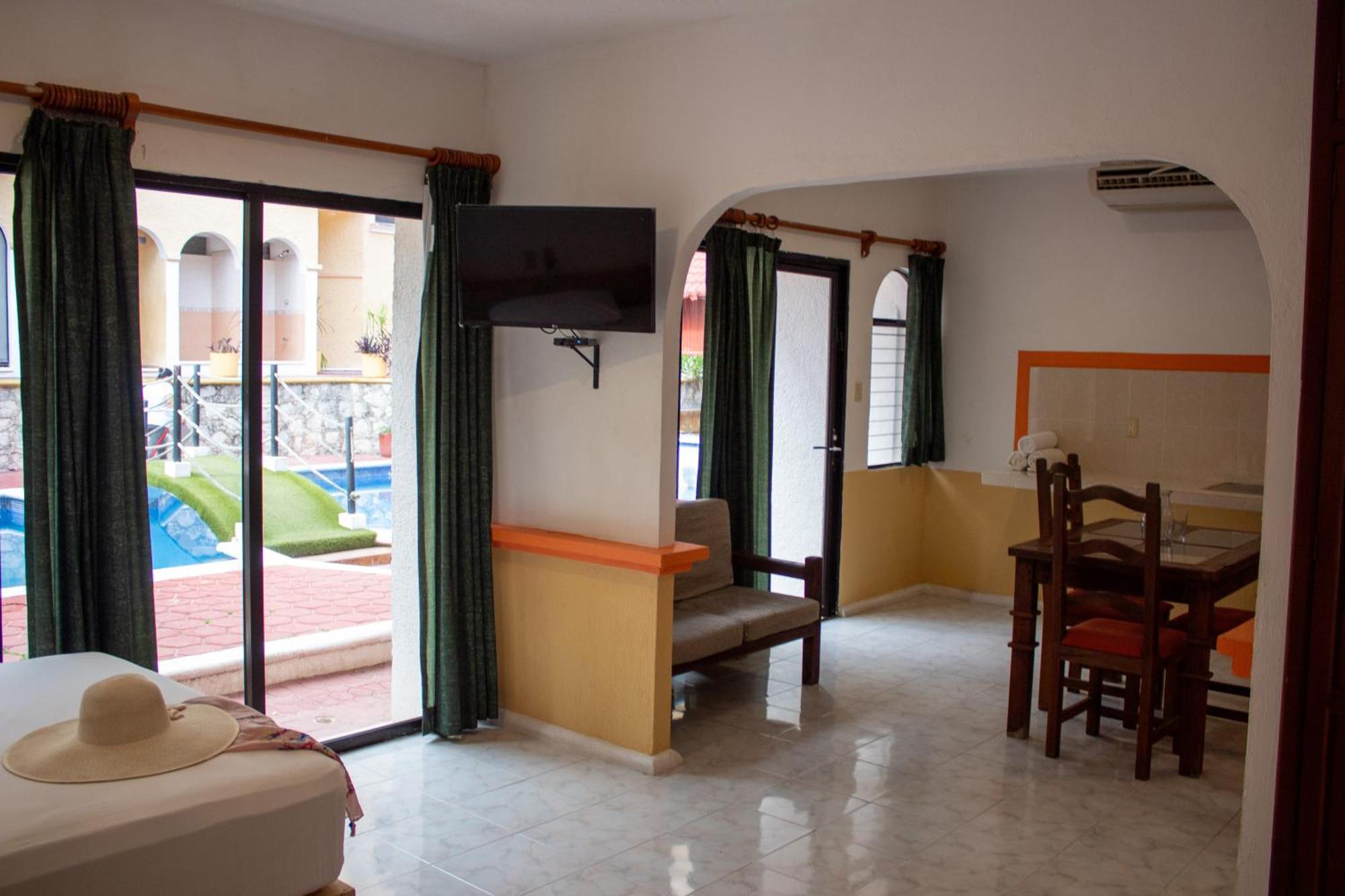 Hotel Vista Caribe 5Ta Av A 5 Pasos De La Playa Playa del Carmen Esterno foto